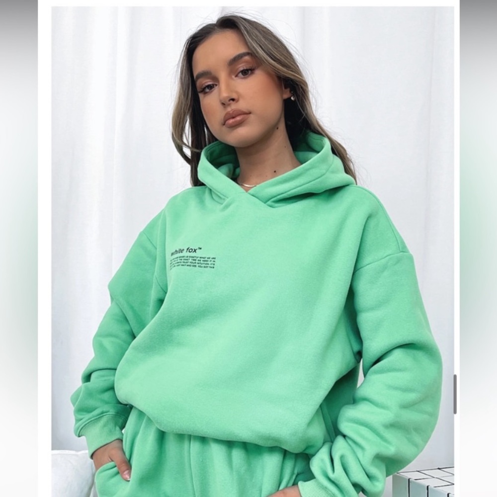 White Fox Boutique Hoodie 💚